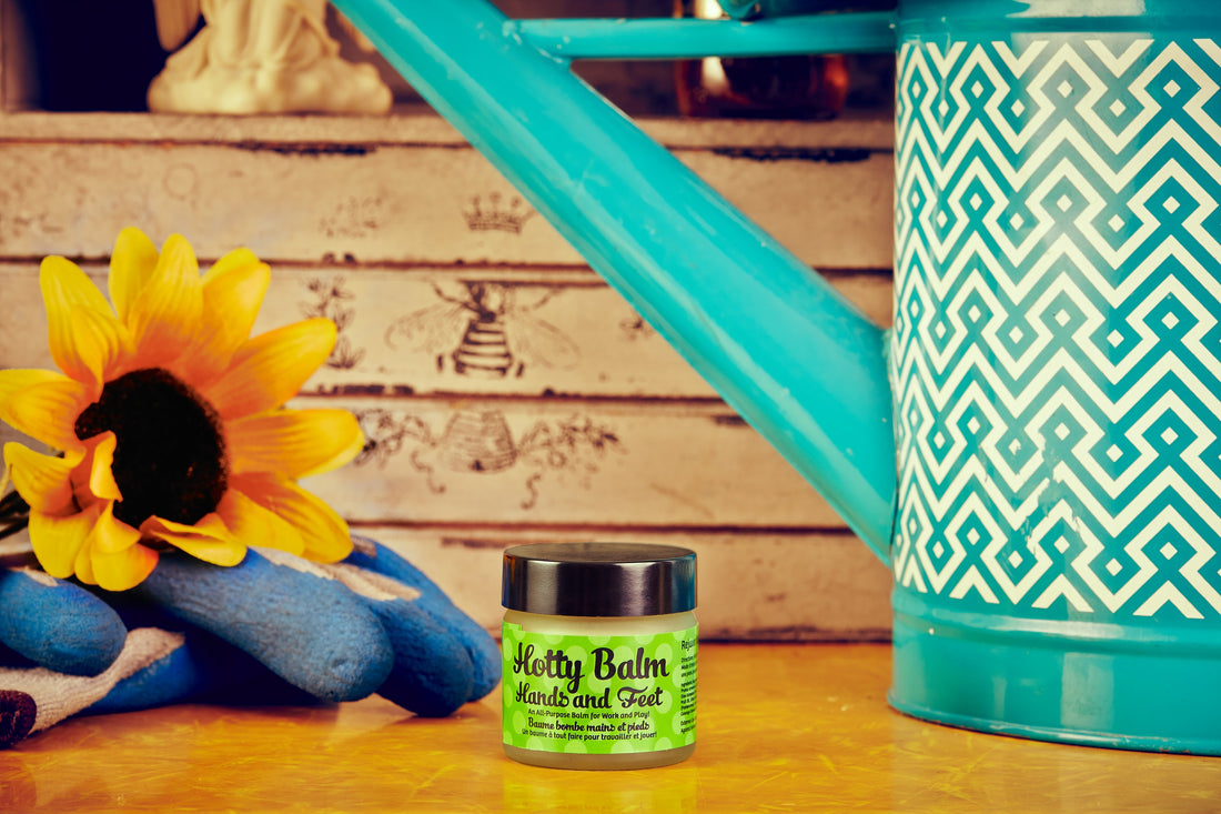 Hotty Hands &amp; Feet Cedar Balm - Very Dry Cracked Skin • Cuticles